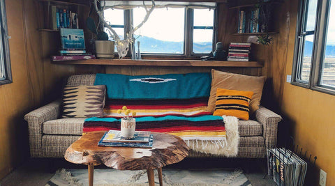 5 Ways to Decorate with Blankets