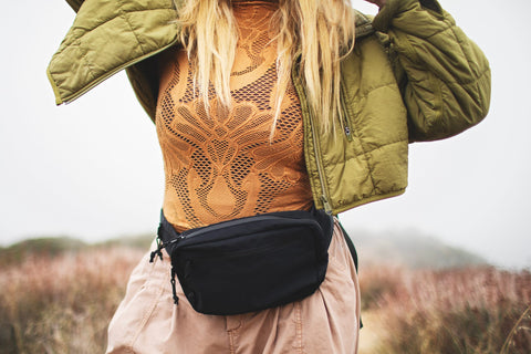 Woman wearing the Everyday Fanny Pack outdoors