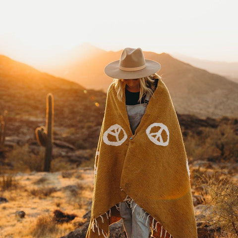 Peace Blanket - Trek Light